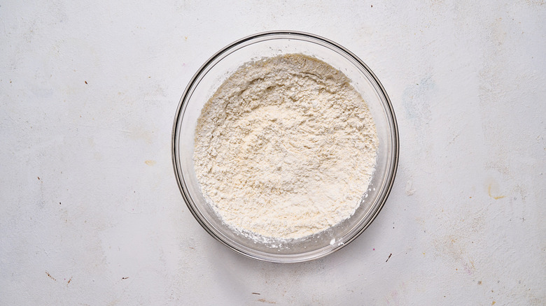 flour mixture in bowl