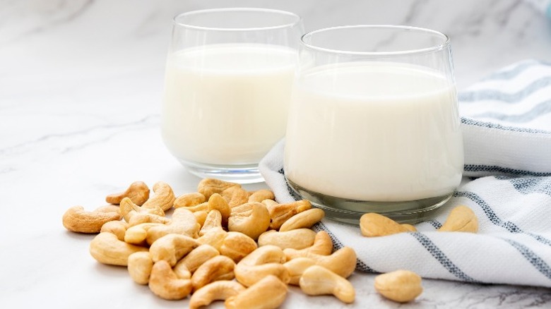 glasses of cashew milk