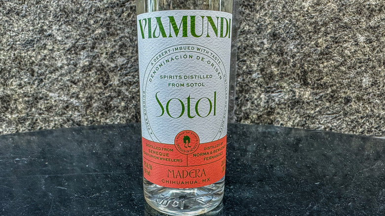 Viamundi Sotol bottle label