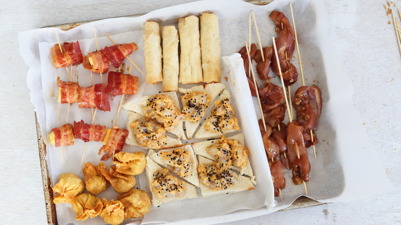 pu pu platter laid out on sheet