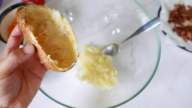 potato in a bowl 