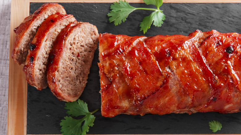 Bacon-wrapped meatloaf