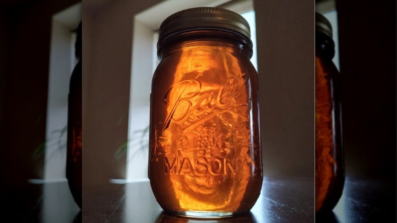 jar of hickory syrup