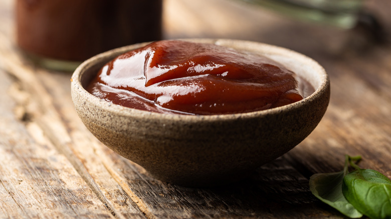 Bowl of barbecue sauce 