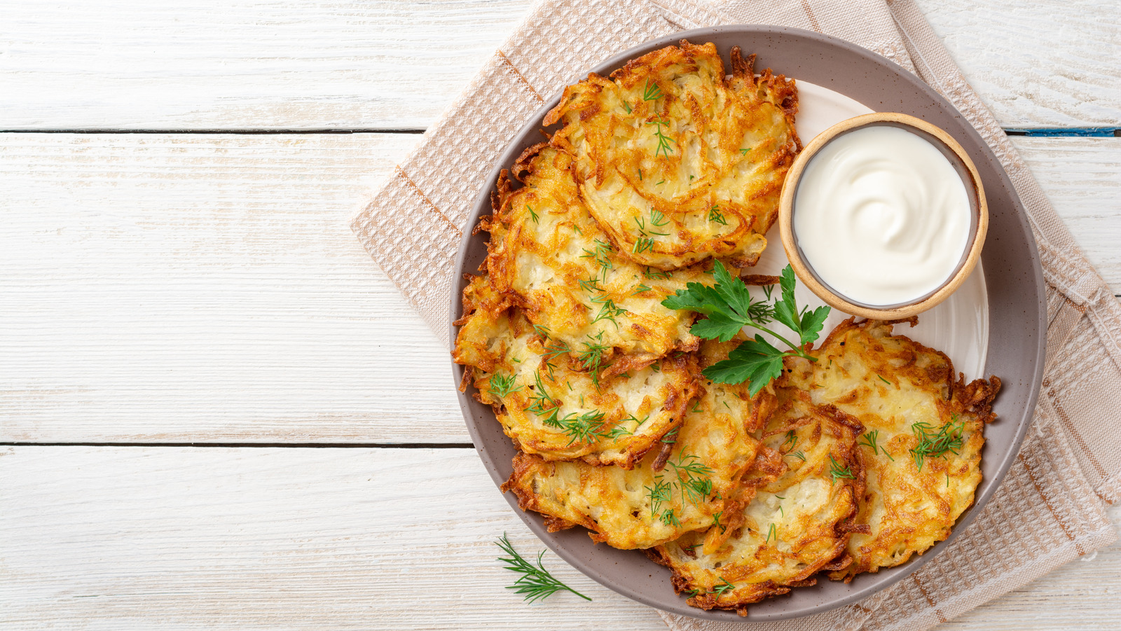 Spiralized Golden Potato Latkes - The Mama Maven Blog