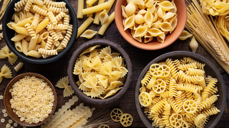 bowls of assorted pasta shapes