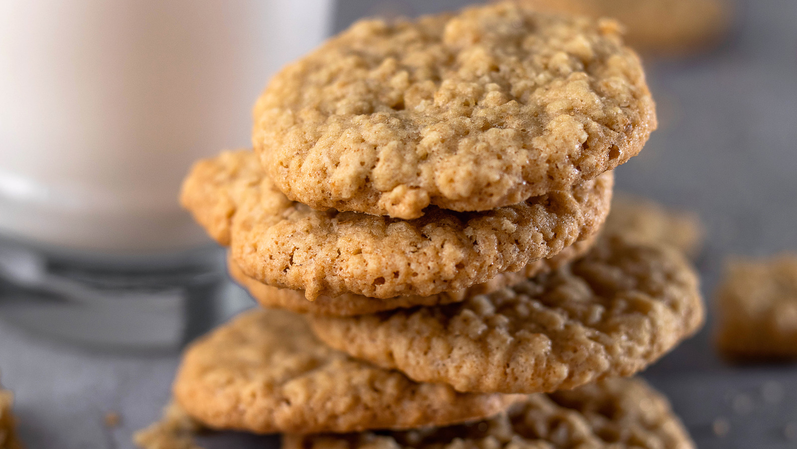 use-old-fashioned-oats-for-a-chewier-cookie