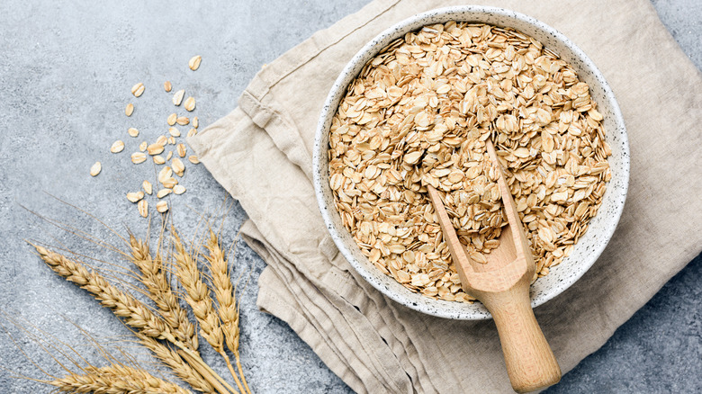 uncooked oats in a bowl