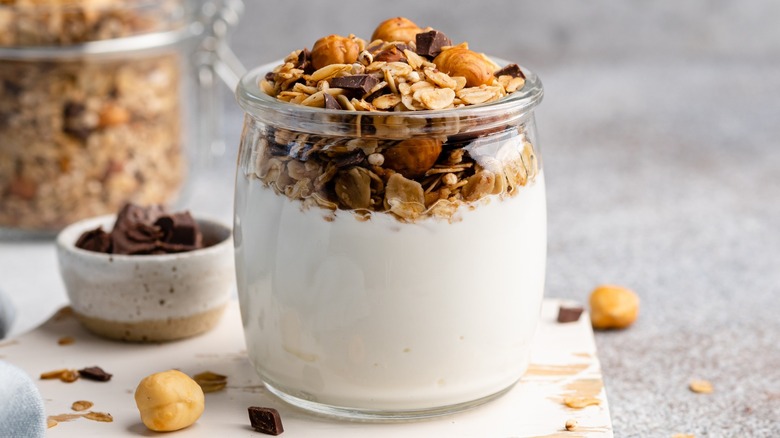 Chocolate and hazelnut granola in yogurt