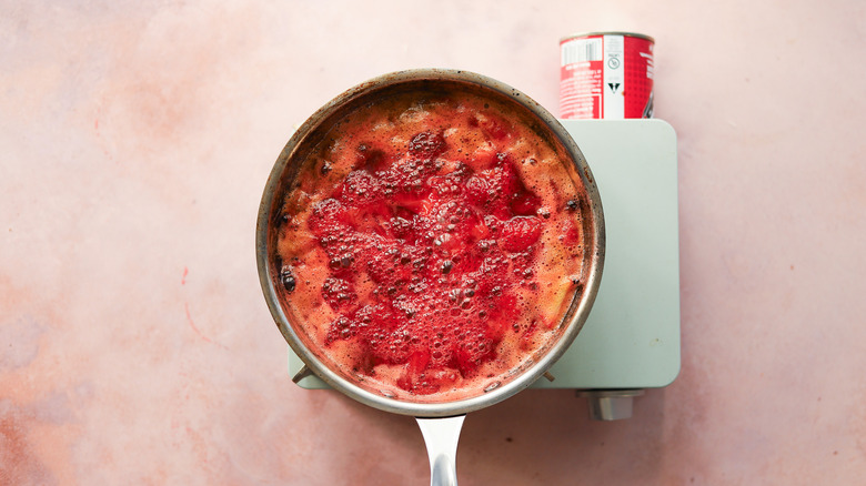 Simmered strawberry fruit mixture