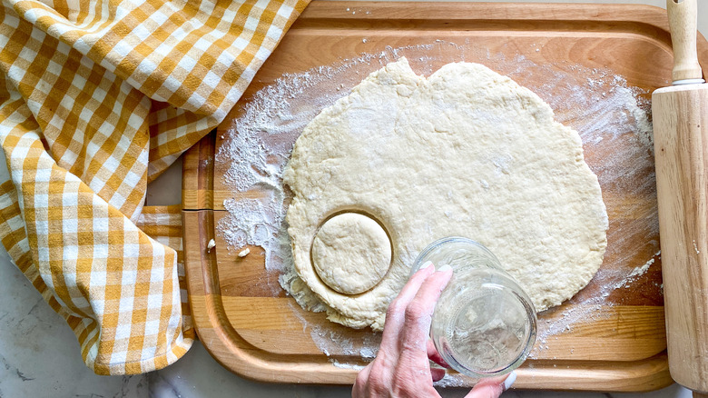 shaping biscuit dough