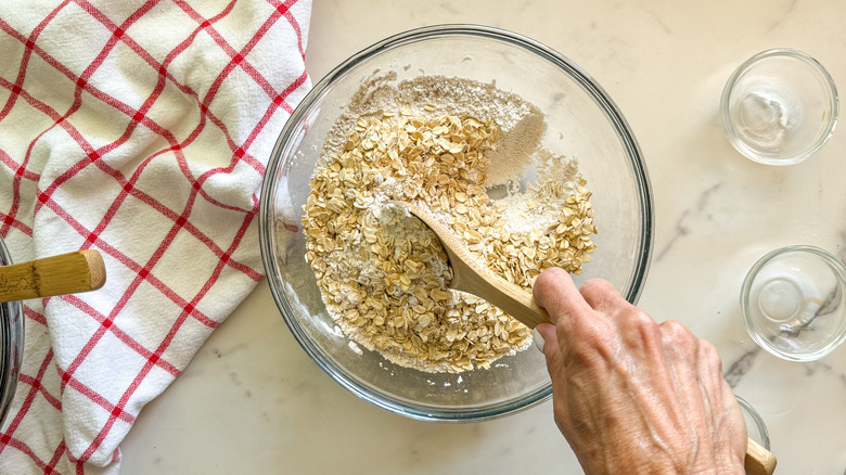 hand stirring dry ingredients