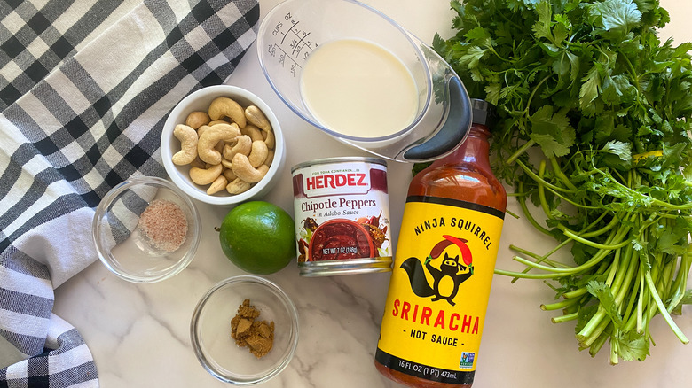 ingredients for chipotle mayo