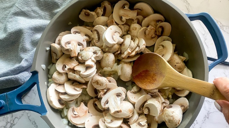 mushrooms in frying pan