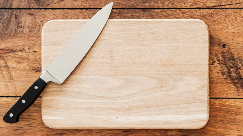 knife on cooking board