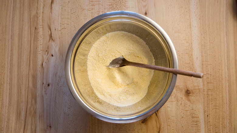 flour mixture in mixing bowl