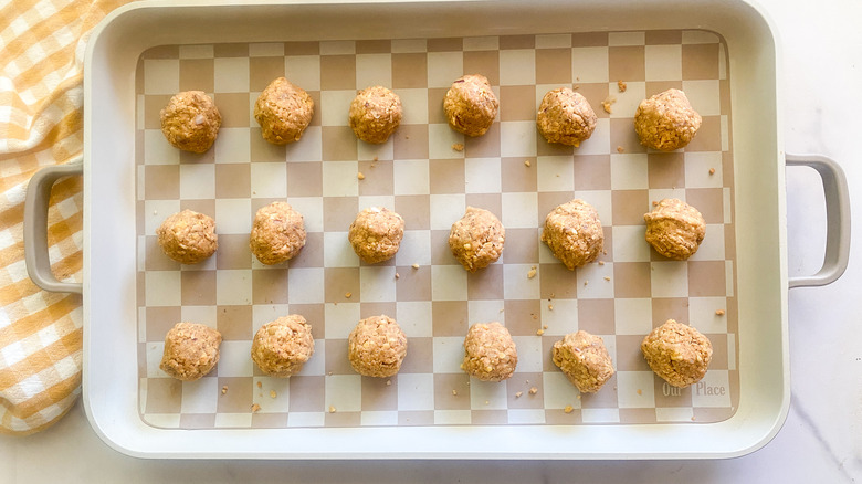 meatballs on baking sheet