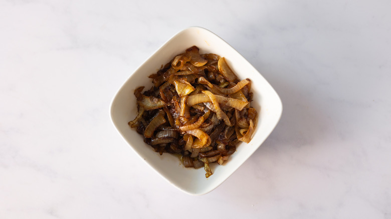 caramelized onions in bowl 