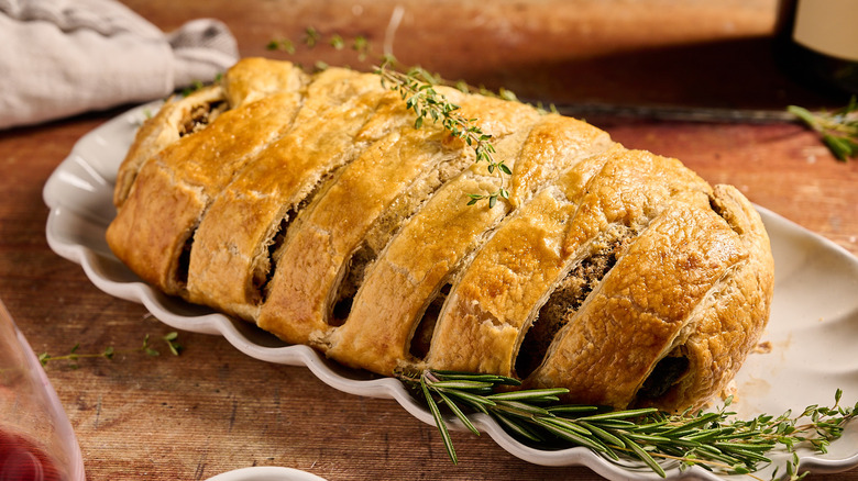 braided wellington on table