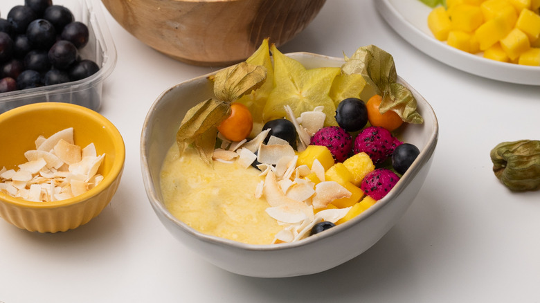 vibrant tropical smoothie bowl