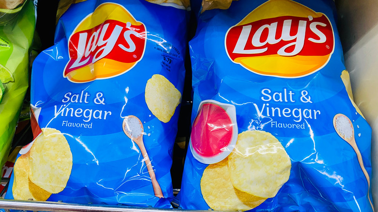 salt and vinegar chips 