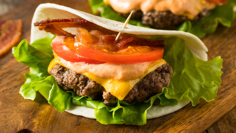 cheeseburger taco with toppings