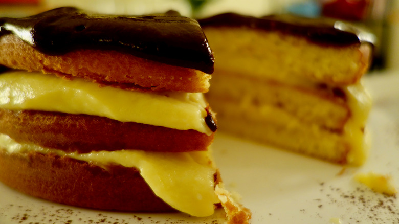 Boston cream pie