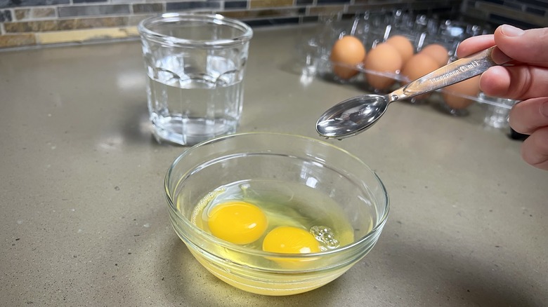 Eggs scrambled with water