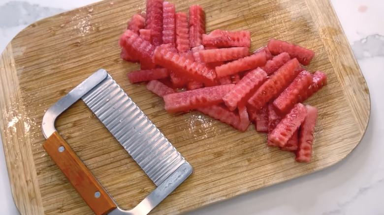 cut crinkle watermelon slices