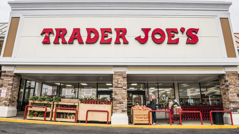 Trader Joe's exterior