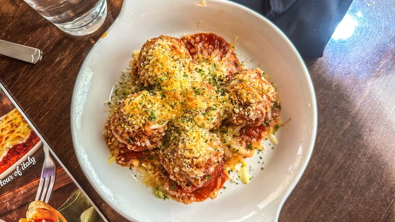 Olive Garden meatballs with marinara