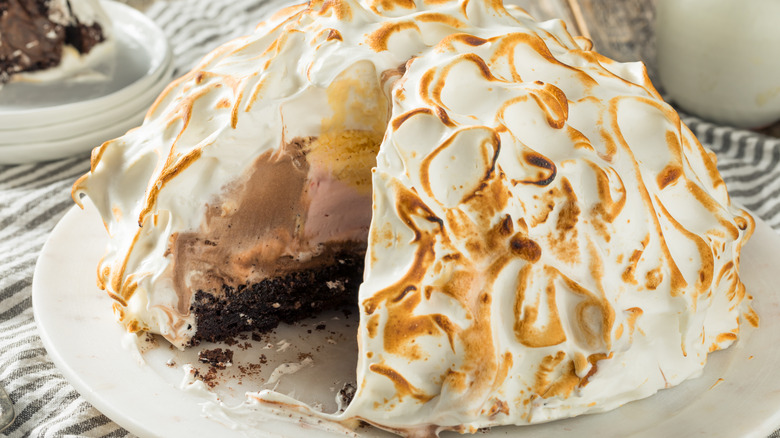 Baked Alaska cross-section