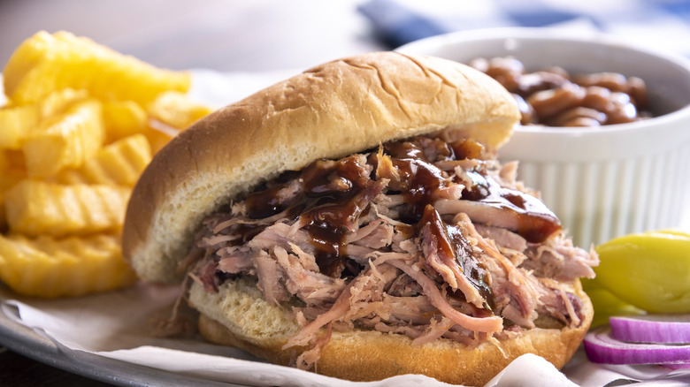 Pulled pork on bun