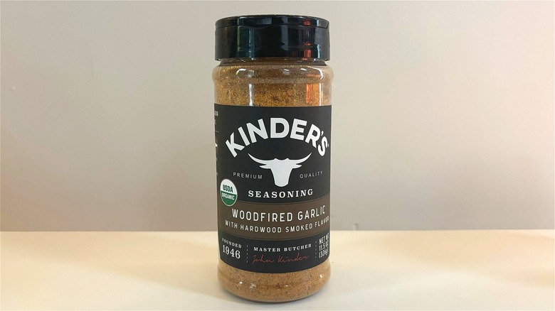 bottle of Kinder's Woodfired Garlic Seasoning