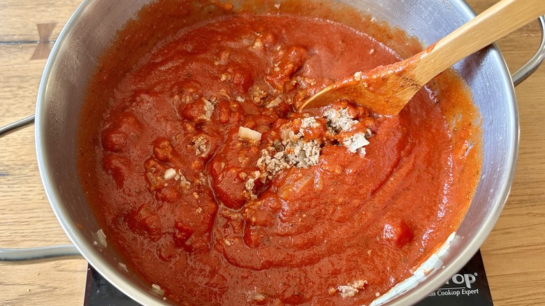 marinara sauce in pot