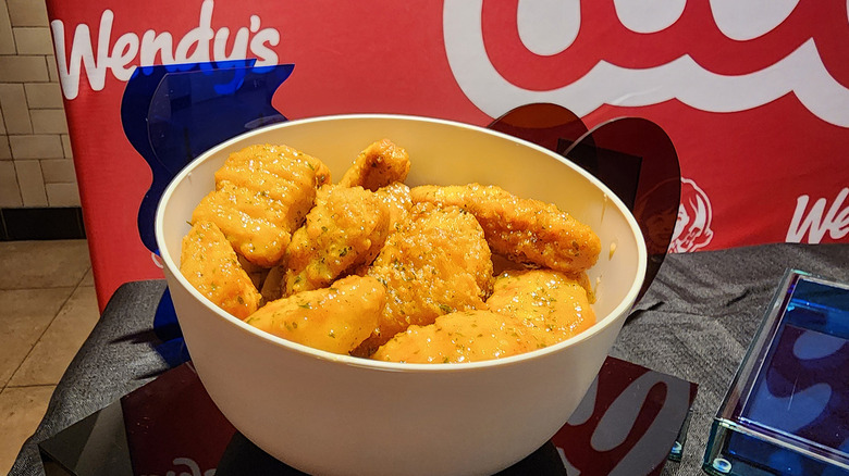 Wendy's Saucy Nuggs in bowl