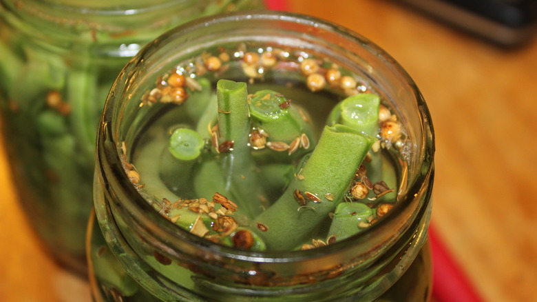 green beans with pickling spices