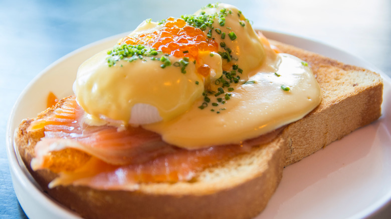 Eggs royale with roe on toast