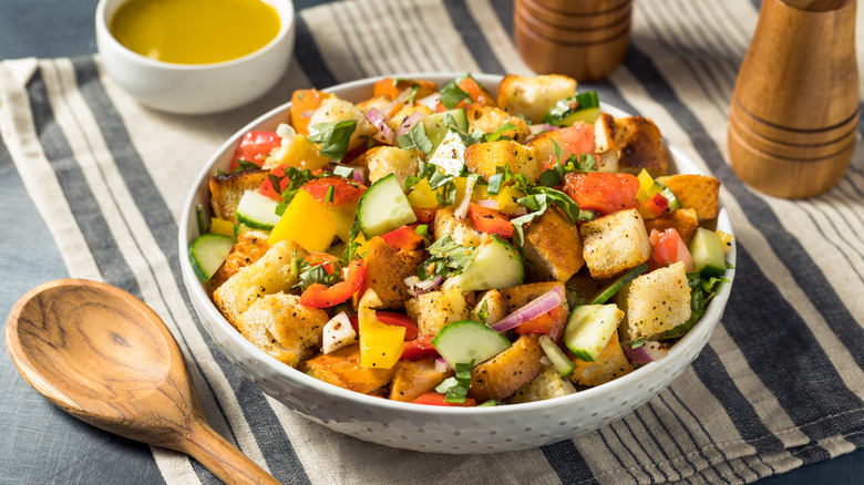 panzanella salad in bowl