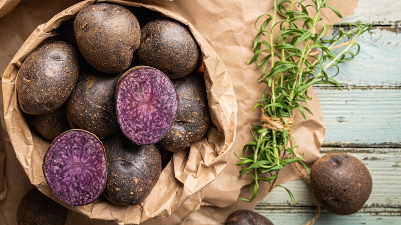 vitolette potatoes at a market