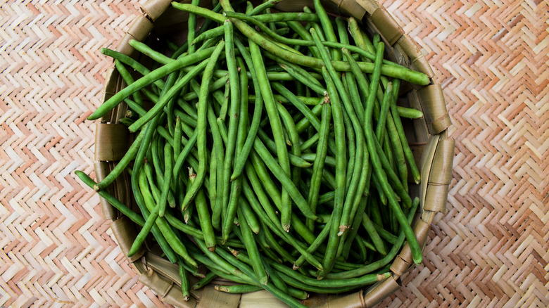 Bowl of green beans