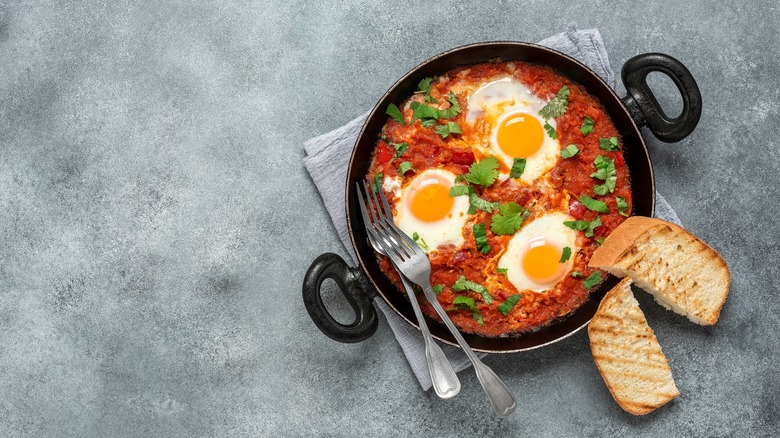 Shakshuka in cast iron pot