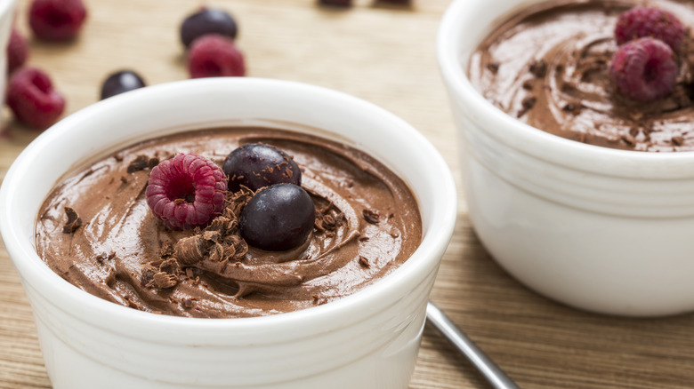 chocolate mousse with berries