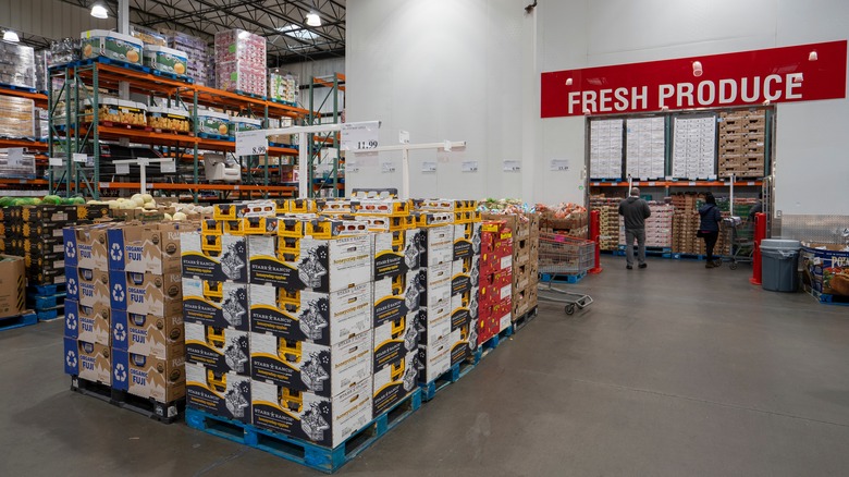 Costco's produce section