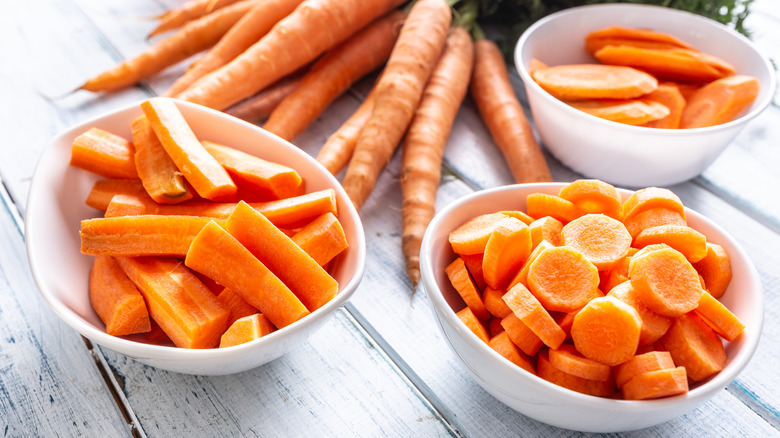 Different slices of carrot