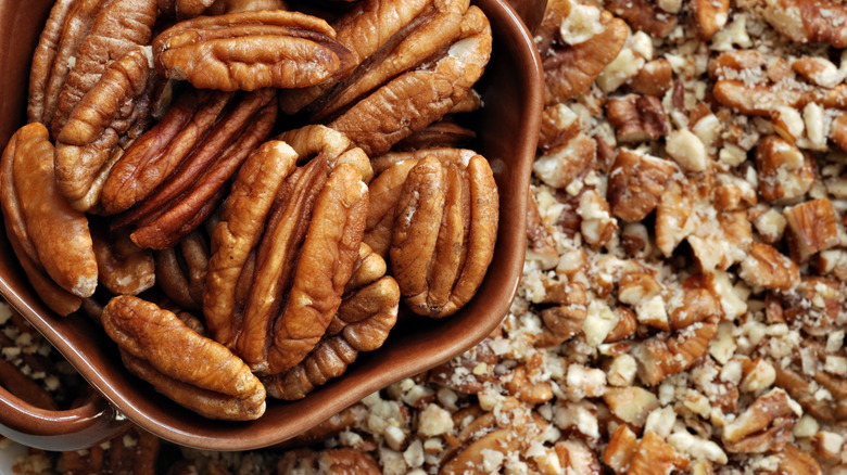 pecan bits