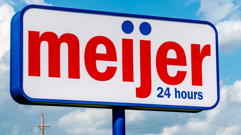 Meijer signage