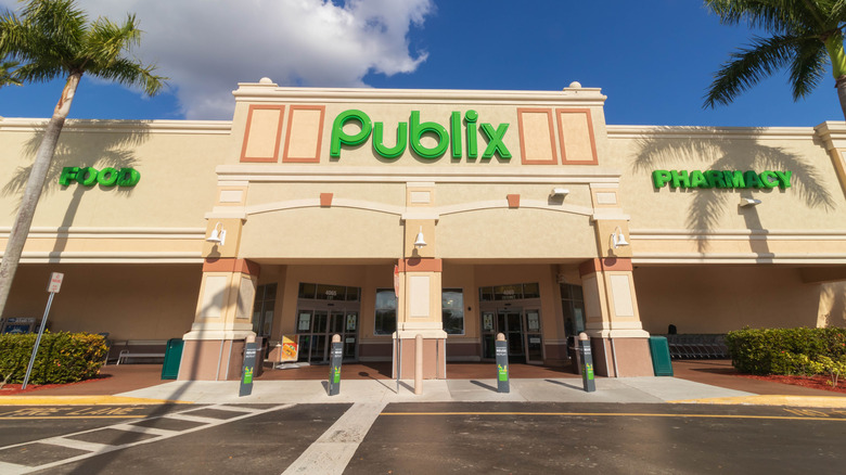 Publix Storefront/Signage