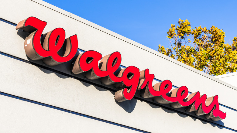 Walgreens sign