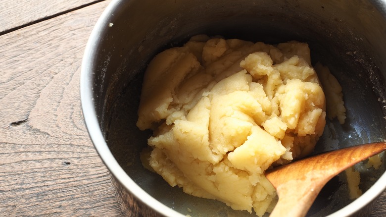 cooking choux pastry